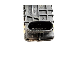 Pojistková skříňka Турбина 057145722N, 6NW009228 Audi A8 S8 D3 4E 2006