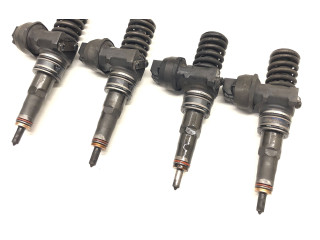 Комплект форсунок 038130073AG Audi A3 S3 8P