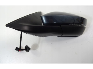 Зеркало электрическое Skoda Scala - года
