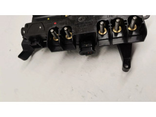 Узел подключения плюсовых проводов