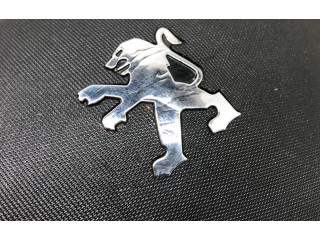 Подушка безопасности водителя    Peugeot 107