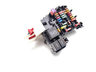 Блок предохранителей 5Q0937615C Audi A3 S3 8V