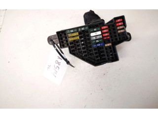 Блок предохранителей Volkswagen Jetta V