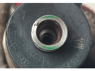 Vstřikovač 338002A900, 0445110320   Hyundai i30  pro naftový motor 1.6  