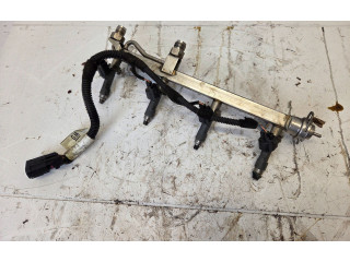 Топливная рампа 55556681, 55560105 Saab 9-3 Ver2 для двигателя B207R