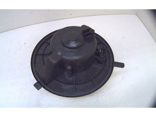 Вентилятор печки       Volkswagen Caddy