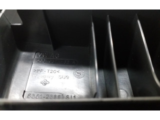 Блок предохранителей  5Q0907361G, 5Q0937132A   Skoda Superb B8 (3V)    