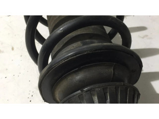 Передний амортизатор с пружиной      