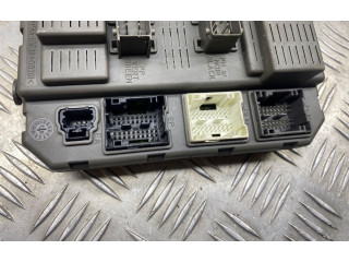 Блок предохранителей 9651938180   Citroen C8    