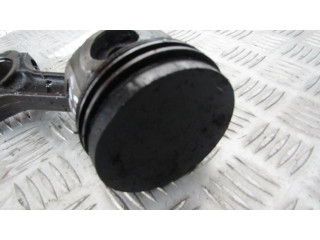 Поршень с шатуном Volvo 460 для дизельного двигателя 1.9