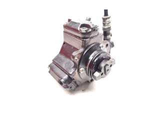 Топливный насос       Opel Combo C  2001 - 2011 года   