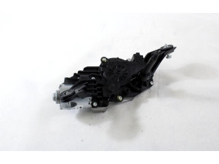 Моторчик заднего дворника 98700-J7000    KIA Ceed