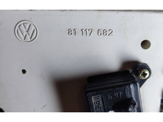 Панель приборов 81117682   Volkswagen Corrado       