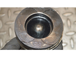 Píst Subaru Outback EE20Z