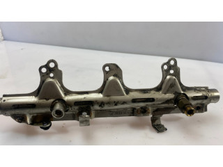 Vstřikovací lišta 06J133317J   Audi A4 S4 B8 8K  pro benzínový motor 2.0 CAE 