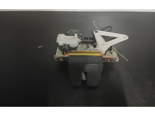 Замок багажника 01043343013, 30716331 Volvo XC90 2003 - 2006 года