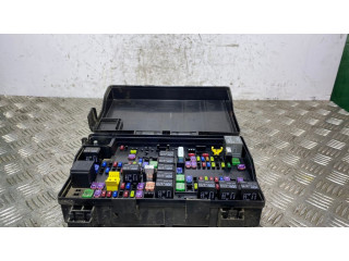 Блок предохранителей  P68194607AD   Jeep Grand Cherokee    