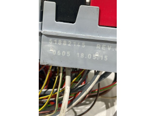 Блок предохранителей Jeep Renegade