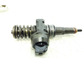 Форсунка 038130073AG Skoda Octavia Mk2 (1Z)