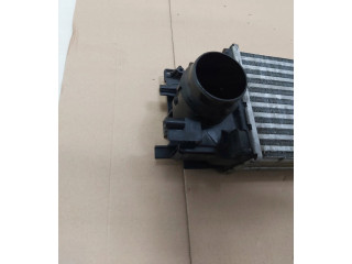 Интеркулер 31686408 Volvo XC40