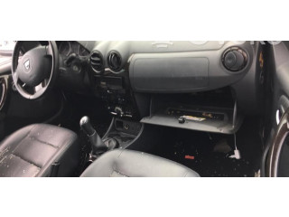 Зеркало электрическое        Dacia Duster  2010 - 2017 года   