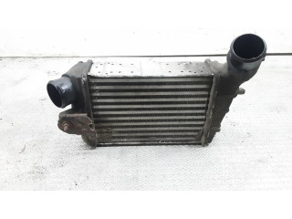 Интеркулер     Alfa Romeo GT 1.9