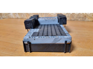 Блок предохранителей J59000 Volvo S80