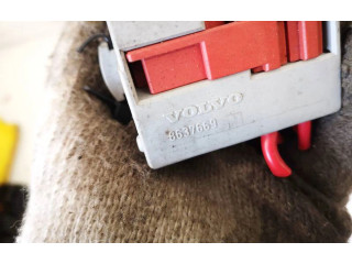 Блок предохранителей  8637669   Volvo XC90    