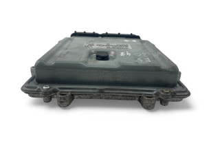 Блок управления двигателем Блок управления 31303095AC, 0281016616   Volvo V70