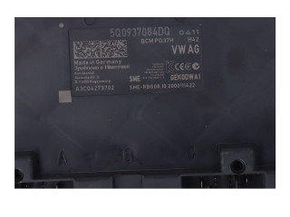 Pojistková skříňka Řídící jednotka BSM 5Q0937084DQ Volkswagen Tiguan 2021