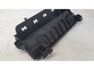 Другая деталь салона