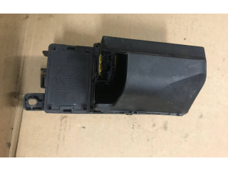 Pojistková skříňka 9213372, 075609191009 Mini One - Cooper Clubman R55 2010