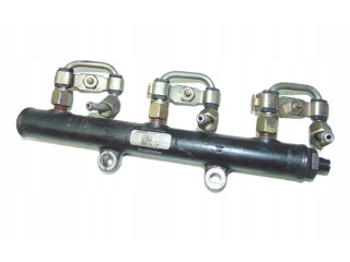 Топливная рампа 4R8Q9D280BC   Jaguar XF X250  