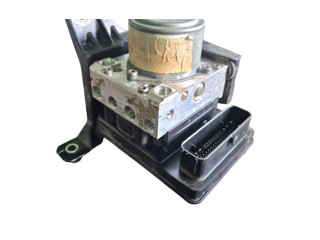 Блок АБС Jeep Renegade 2014 - года