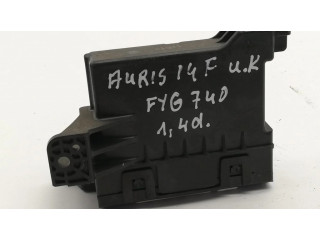 Блок управления 8865002D70, 13338037   Toyota Auris E180