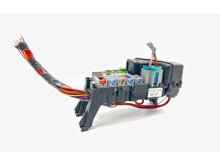 Блок предохранителей  DPW13800159HWB, 31072013   Volvo V70    