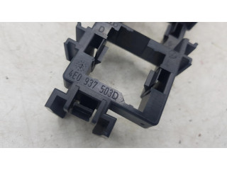 Другая деталь салона