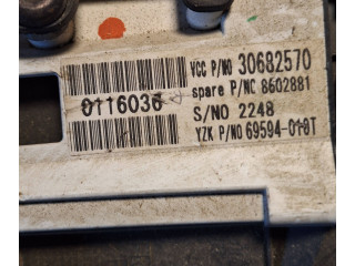 Панель приборов 30682570, 0116036 Volvo V50