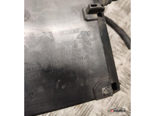 Pojistková skříňka 3m5t14a142ab Volvo S40 2004