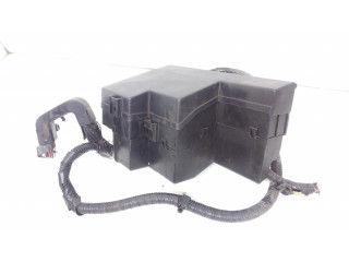 Блок предохранителей 6R8T14290KF, 2R8T14A003EC Jaguar S-Type