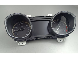 Спидометр (приборный щиток) 503018860210, 670106458 Maserati Levante