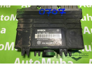 Блок управления двигателем Блок управления 0261200764, 032906026A Volkswagen Golf II