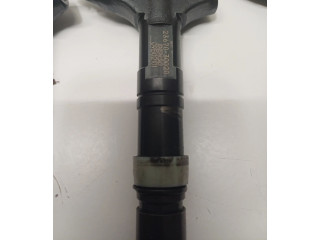 Vstřikovač 2367030020 Toyota Land Cruiser (J120)