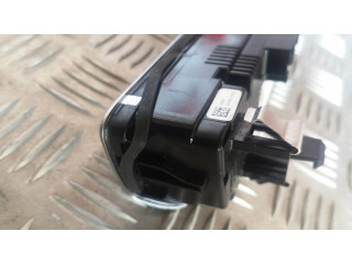 Блок управления климат-контролем 8V0820043Q, 56147000   Audi A3 S3 8V