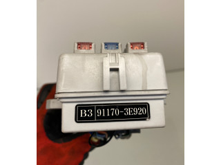 Блок предохранителей 911703E920 KIA Sorento