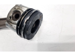 Поршень с шатуном Volvo V50