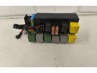 Блок предохранителей 1645403472, YAP2565008 Mercedes-Benz ML W164