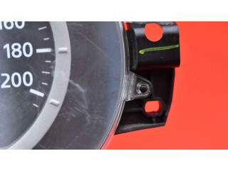 Панель приборов 8200377739, 8200377739   Dacia Logan I       