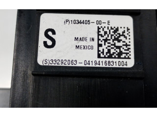 Pojistková skříňka 1034405-00-E Tela Model S 2019