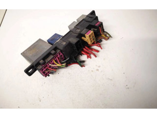 Блок предохранителей 8l0941822a Skoda Superb B5 (3U)